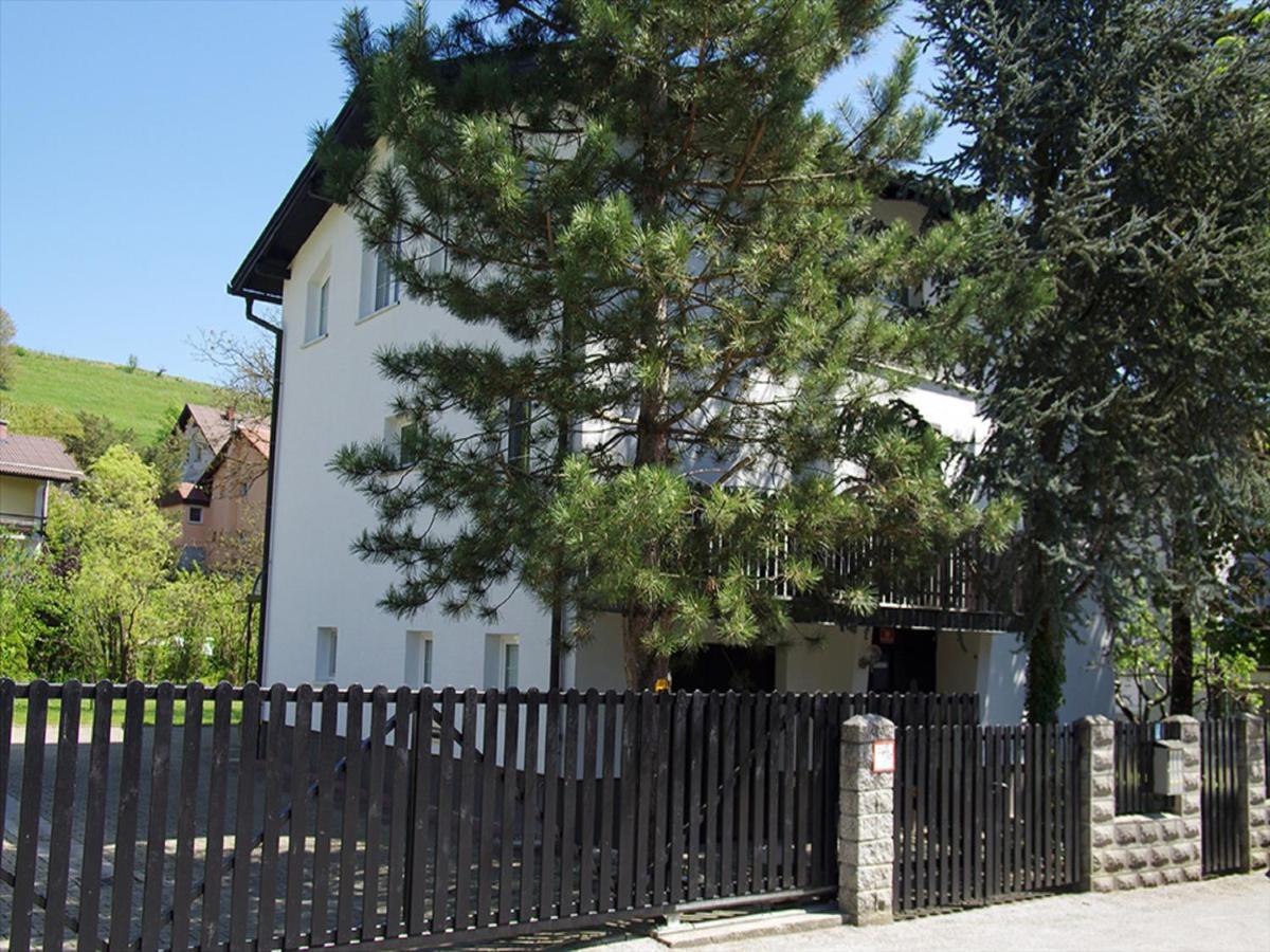 Apartment Zupan Maribor Bagian luar foto